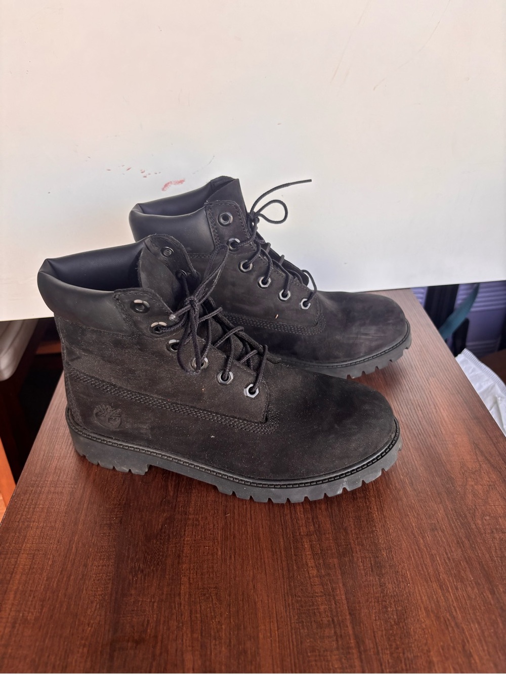Youth Timberland’s Black Suede Lace-Up Work Boots